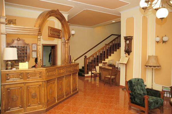 Hotel Astoria Satu Mare Ngoại thất bức ảnh